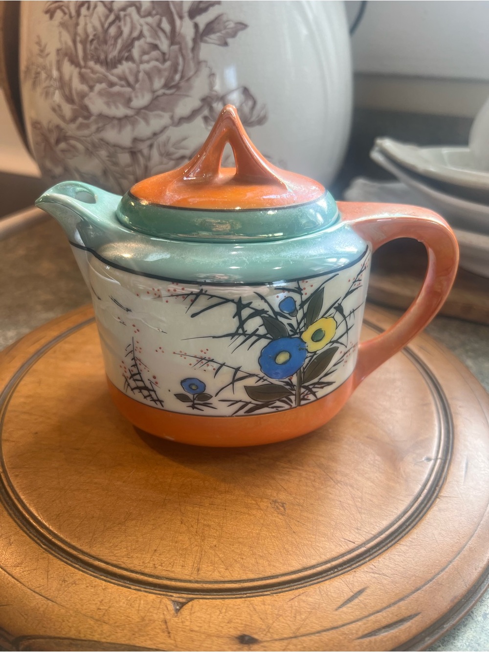 Vintage Gold Castle Chikusa Teapot Japanese Lusterware
1940s